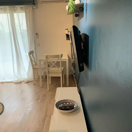 شقة Superbe Studio Plein Pied Grand Jardin A 500m De La Plage *